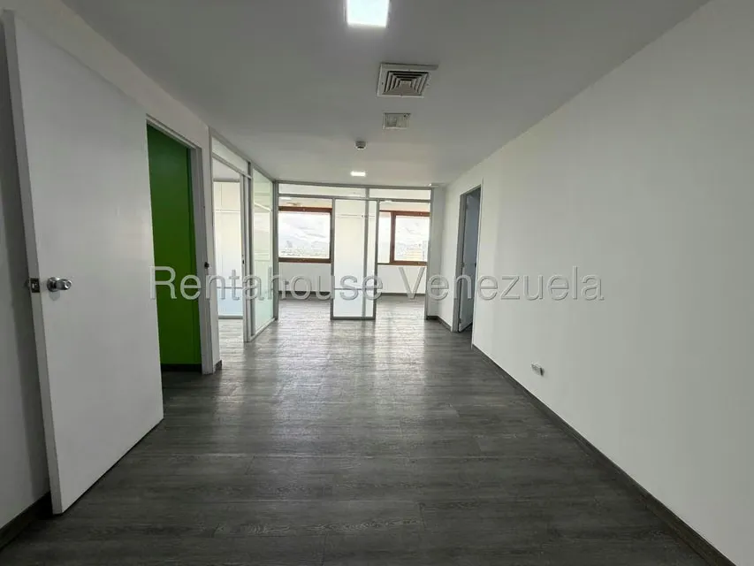 Oficina en Alquiler en Chuao, Distrito Metropolitano - 6