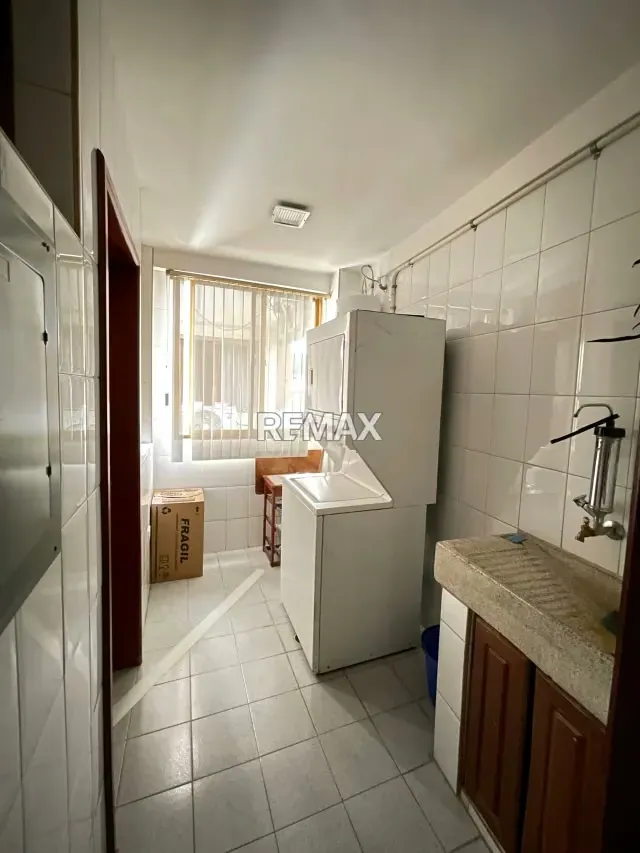 Apartamento en Alquiler Edificio Residencia La Orquidea - 12