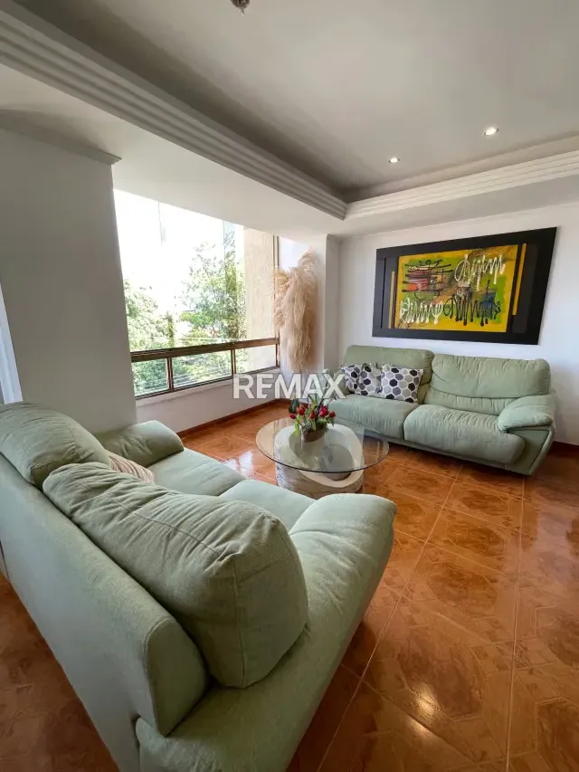 Apartamento en Alquiler Edificio Residencia La Orquidea - 13
