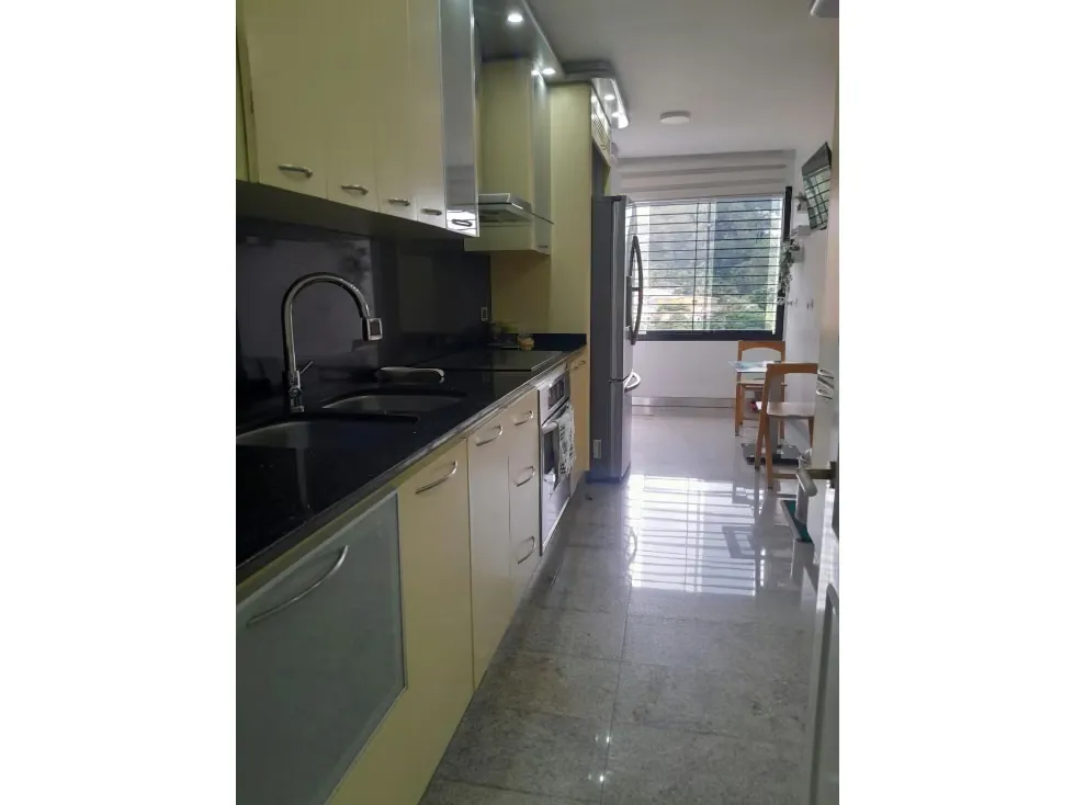 BELLO APARTAMENTO REMODELADO EN ALQUILER LA BOYERA LISTO PARA MUDARSE