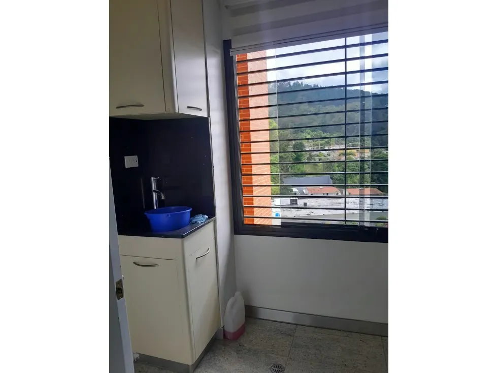 BELLO APARTAMENTO REMODELADO EN ALQUILER LA BOYERA LISTO PARA MUDARSE - 3