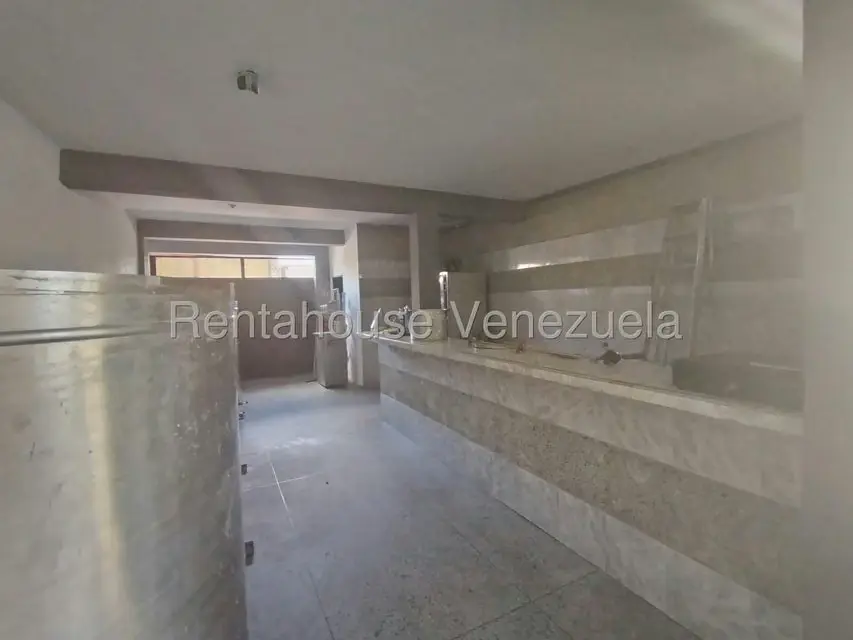 Casa (Duplex) en Venta en Zona Oeste, Lara - 11