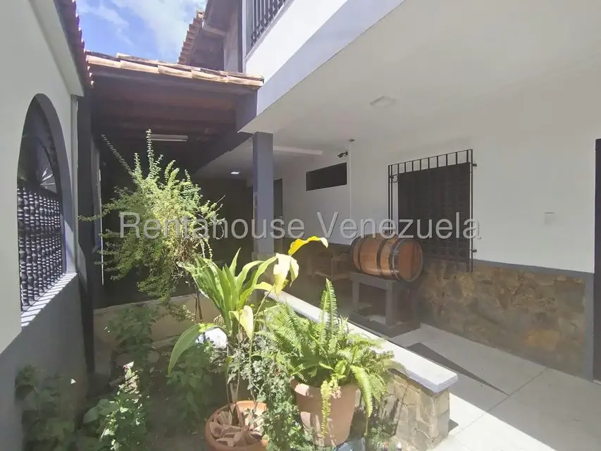 Casa (Duplex) en Venta en Zona Oeste, Lara - 16