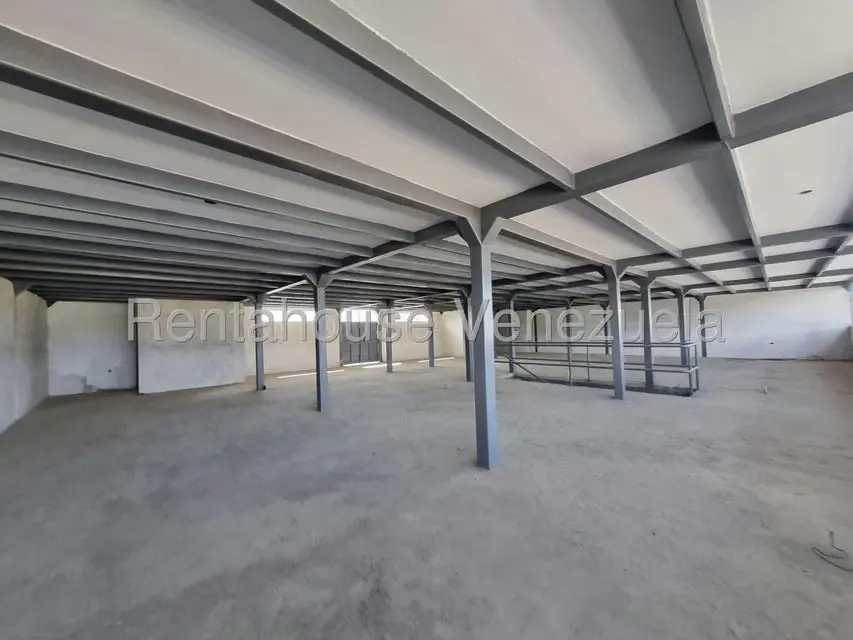 Local Comercial en Alquiler en Zona Oeste, Lara - 6