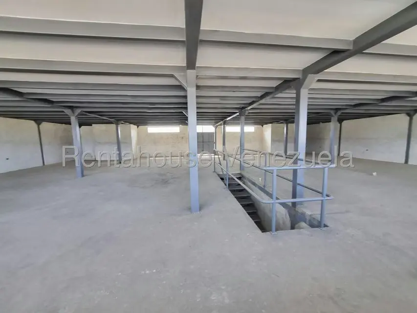 Local Comercial en Alquiler en Zona Oeste, Lara - 7