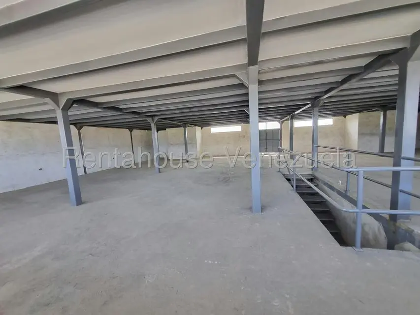 Local Comercial en Alquiler en Zona Oeste, Lara - 8