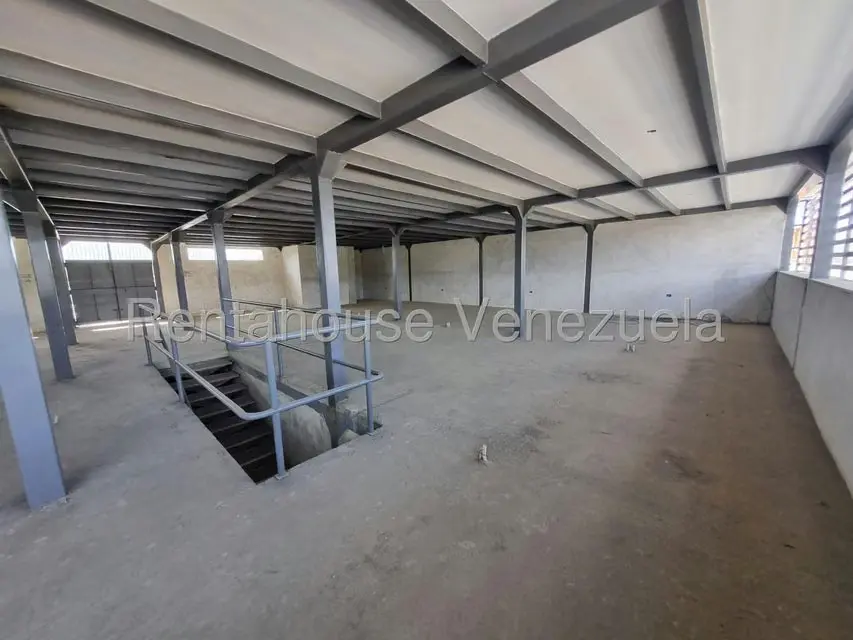 Local Comercial en Alquiler en Zona Oeste, Lara - 9