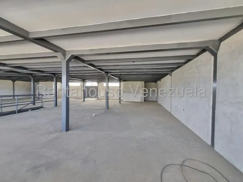 Local Comercial en Alquiler en Zona Oeste, Lara - 10