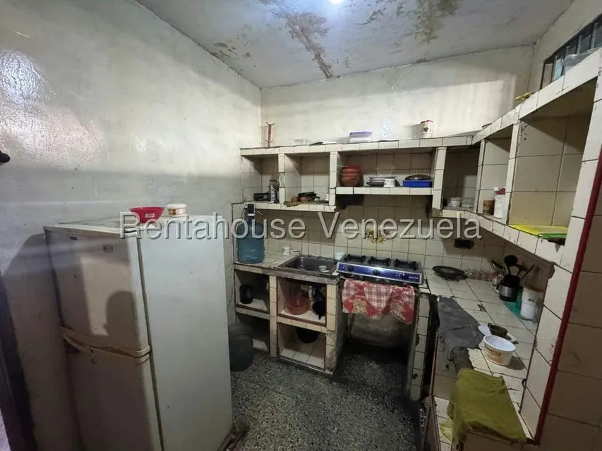 Casa (1 Nivel) en Venta en Centro, Lara - 16