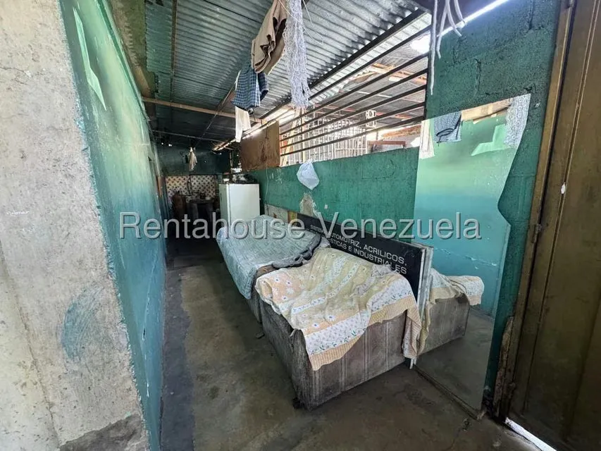Casa (1 Nivel) en Venta en Centro, Lara - 25