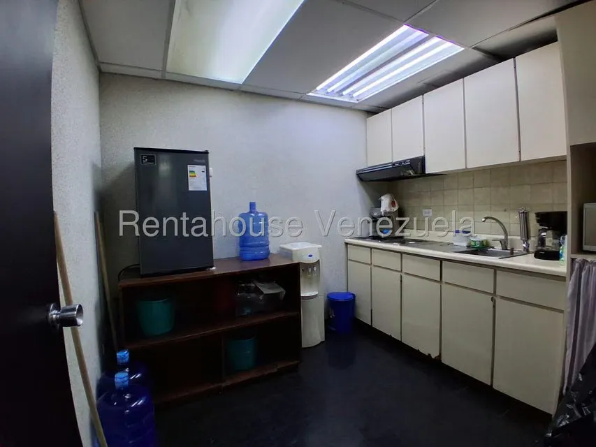 Oficina en Venta en El Rosal, Distrito Metropolitano - 12