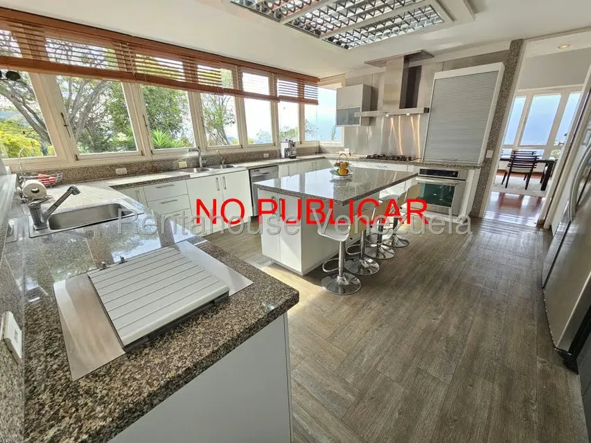 Casa (Multipes Niveles) en Venta en Alto Hatillo, Distrito Metropolitano - 18