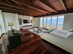 View 25
