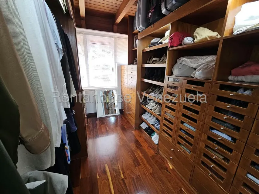 Casa (Multipes Niveles) en Venta en Alto Hatillo, Distrito Metropolitano - 29