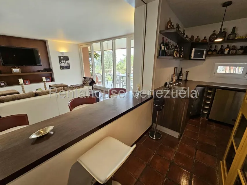 Casa (Multipes Niveles) en Venta en Alto Hatillo, Distrito Metropolitano - 35