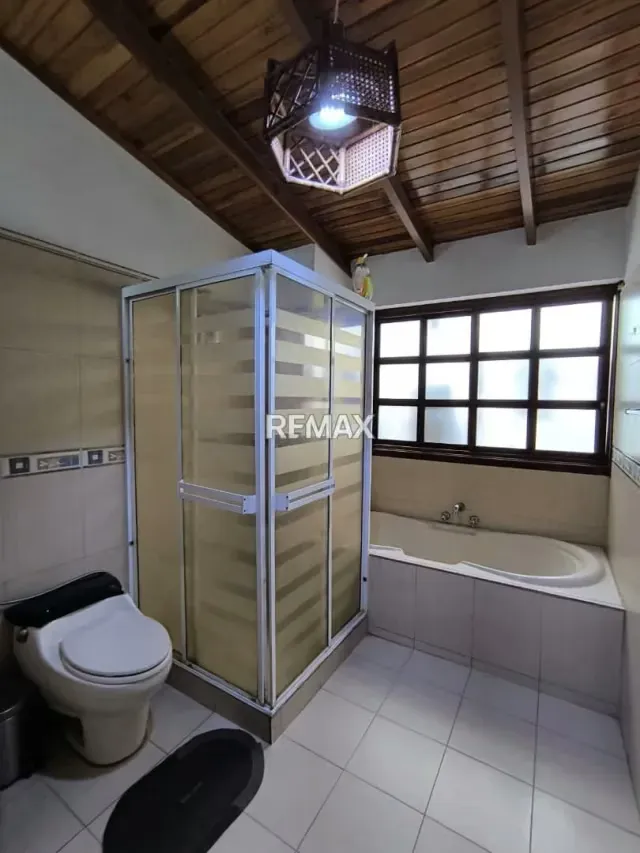EN VENTA – CASA CON POTENCIAL COMERCIAL EN CAPACHO ✨ - 10