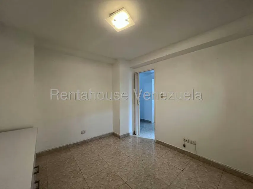 Apartamento (1 Nivel) en Venta en Las Delicias, Aragua - 33