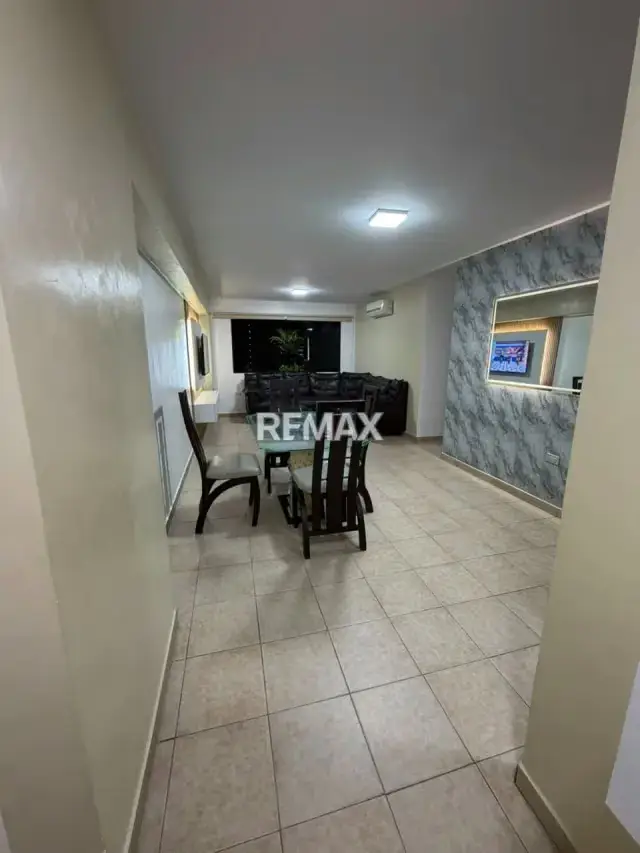 Hermoso Apto en Venta Conjunto Resd. La Cascada Edif Salto Ángel Piso 4