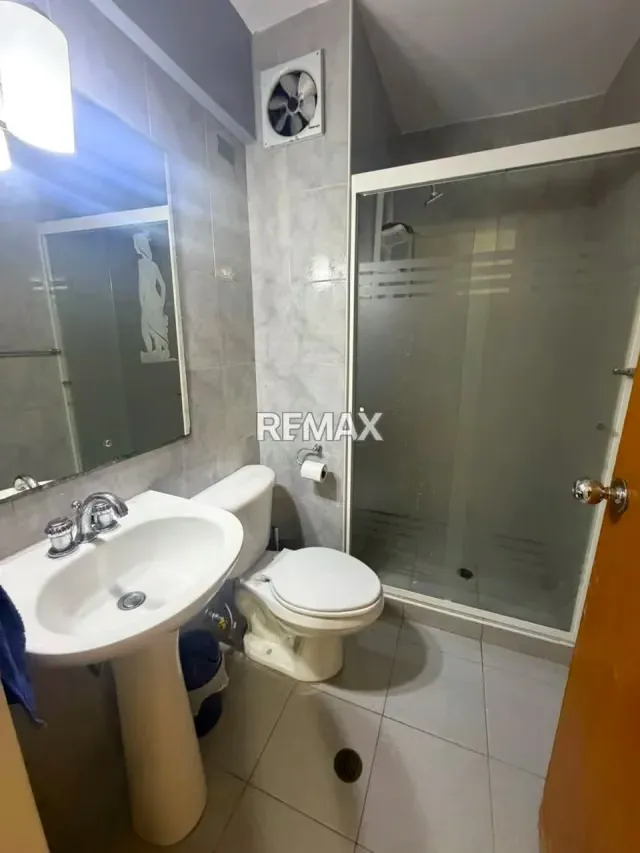 Hermoso Apto en Venta Conjunto Resd. La Cascada Edif Salto Ángel Piso 4 - 9