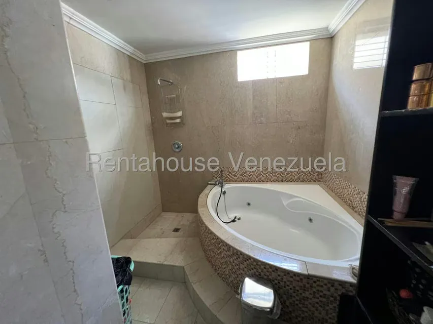Casa (Duplex) en Venta en Prebo II, Carabobo - 33