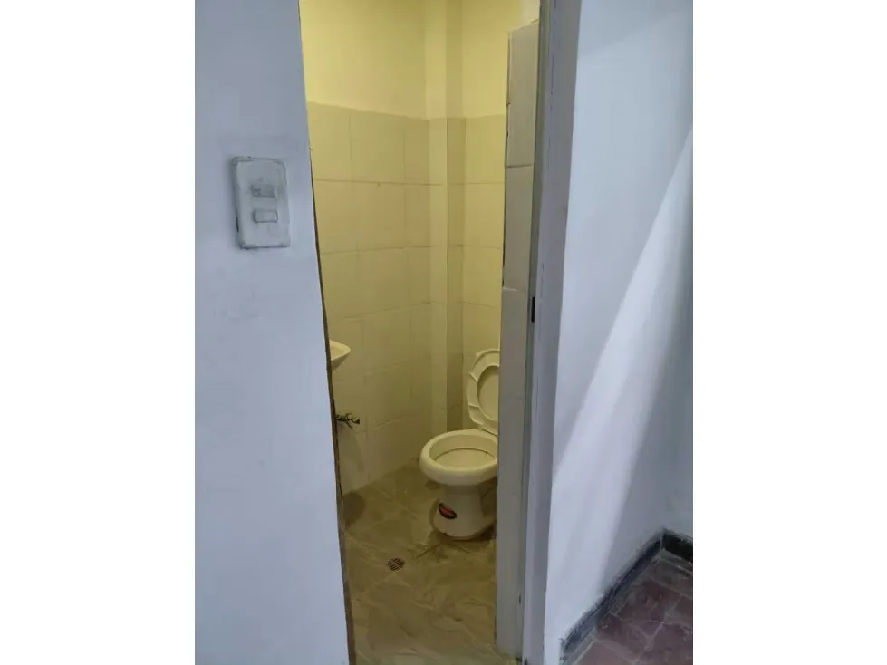 Alquilo galpón 250m2 Santa Mónica 1839 - 11