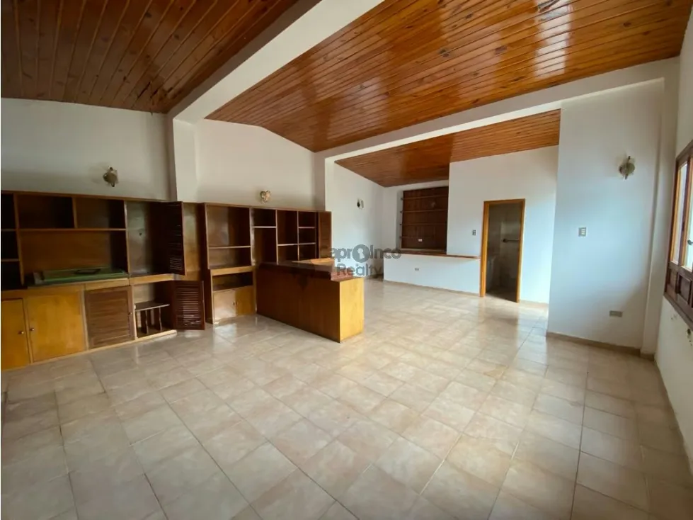 Venta de casa en Urb Guaparo - 15