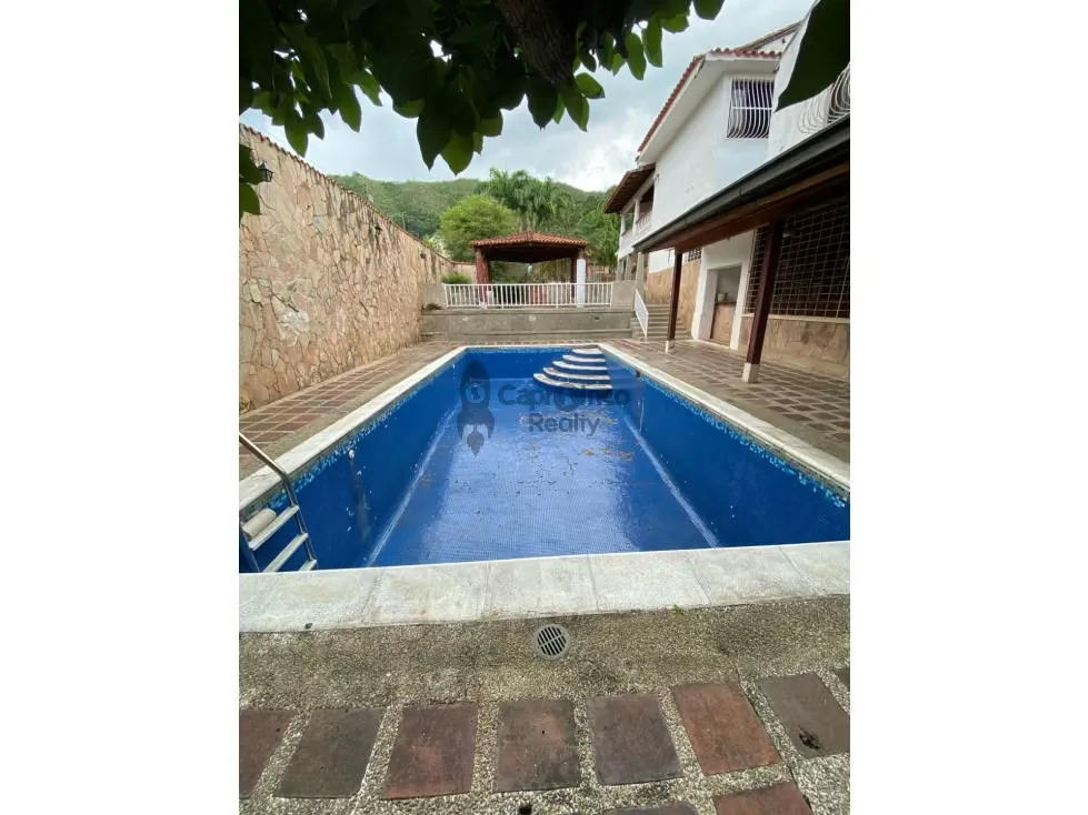 Venta de casa en Urb Guaparo - 3