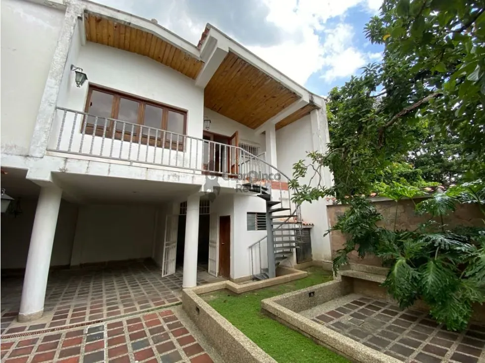Venta de casa en Urb Guaparo - 4