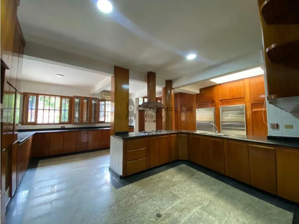 Venta de casa en Urb Guaparo - 7