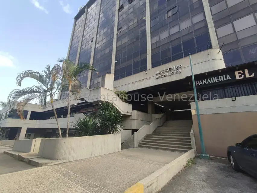 Oficina en Venta en Macaracuay, Distrito Metropolitano - 3