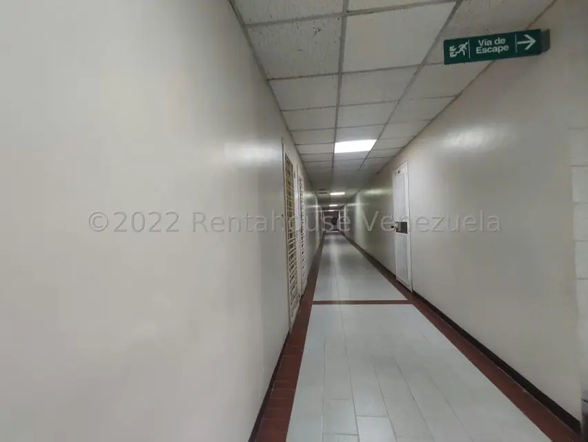Oficina en Venta en Macaracuay, Distrito Metropolitano - 10