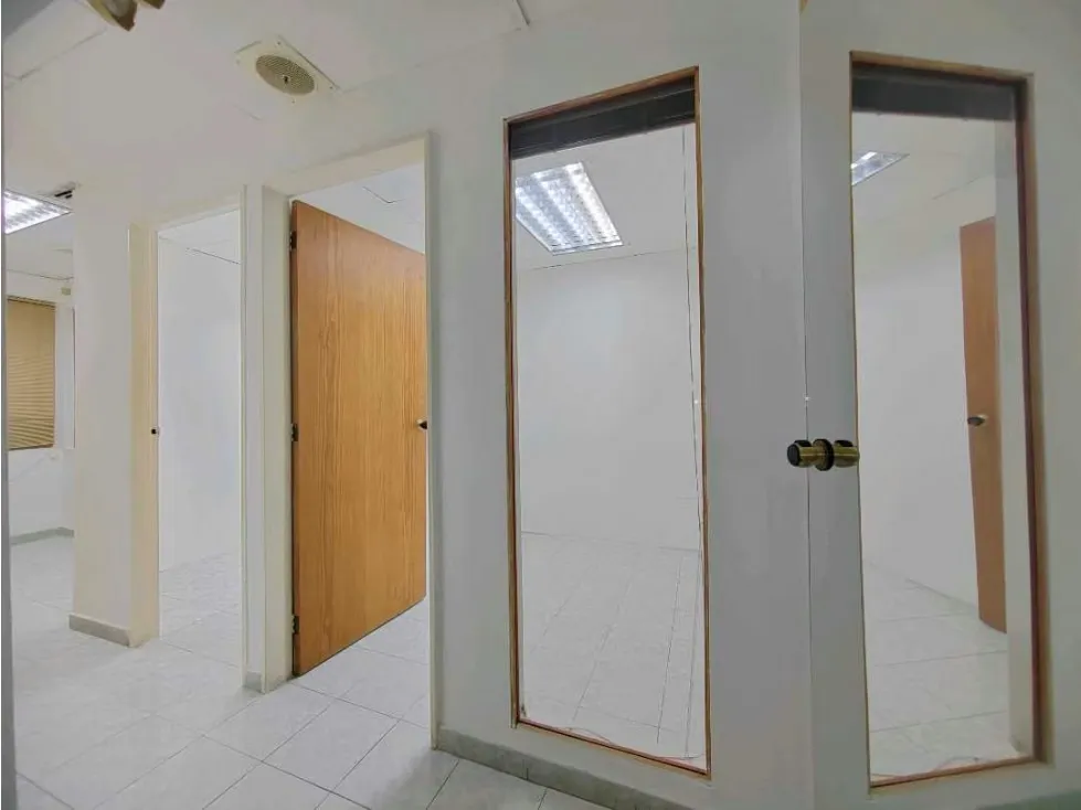 Se alquila oficina 30m2 La California 1827 - 7