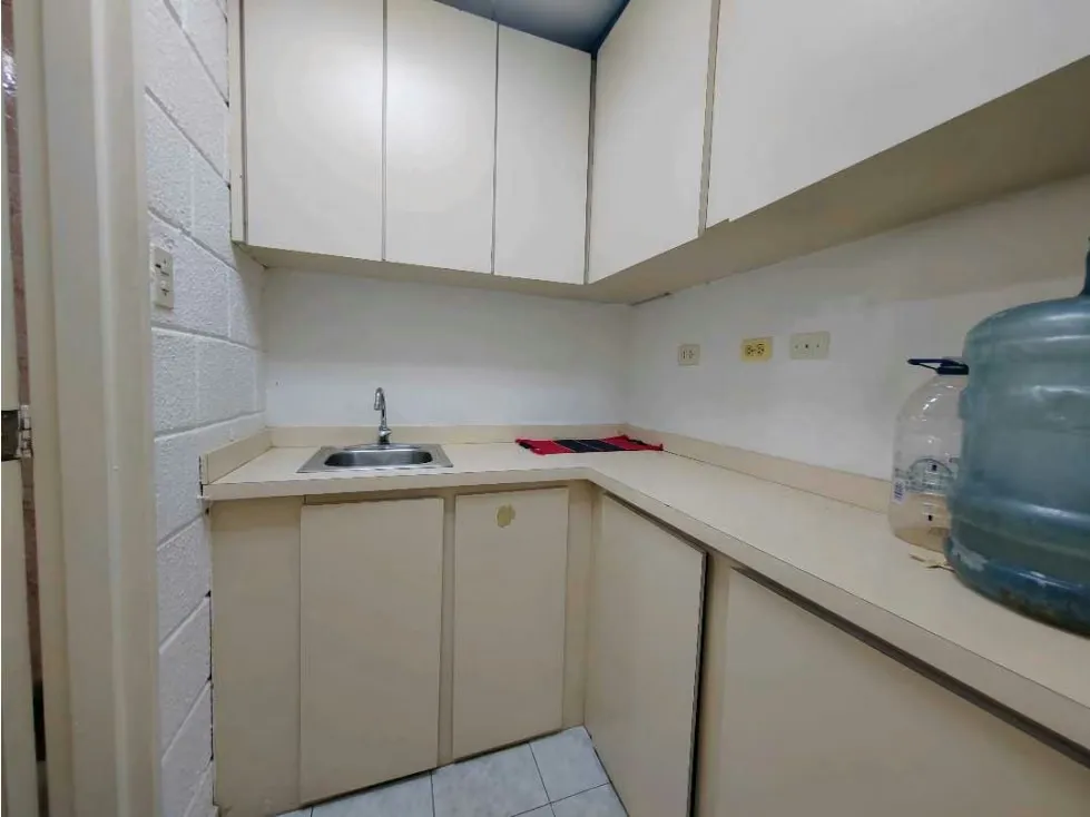 Se alquila oficina 30m2 La California 1827 - 9