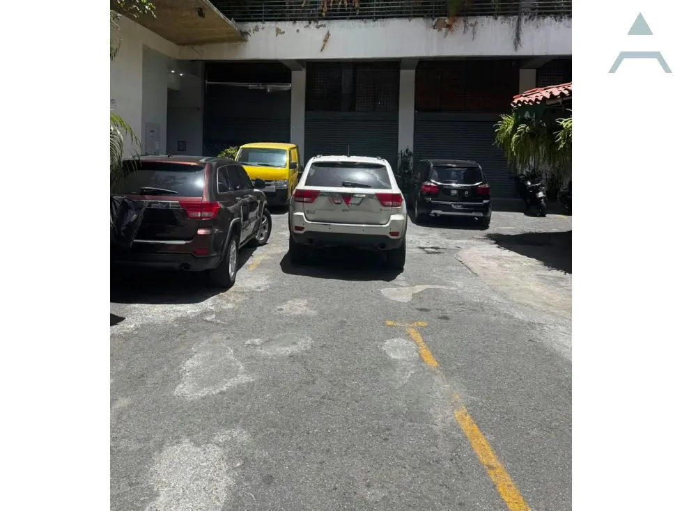 Se alquila/vende Galpon 1.200m² El Centro - 3