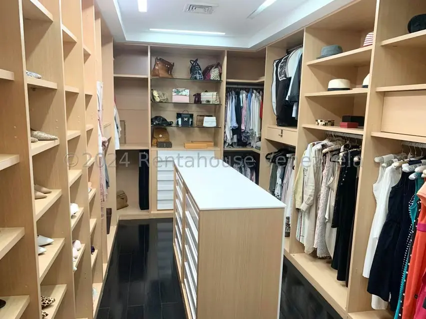 Apartamento (Multiples Niveles) en Venta en Las Mercedes, Distrito Metropolitano - 45