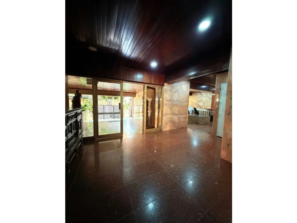 Edificio Residencial más casa En Venta - 3
