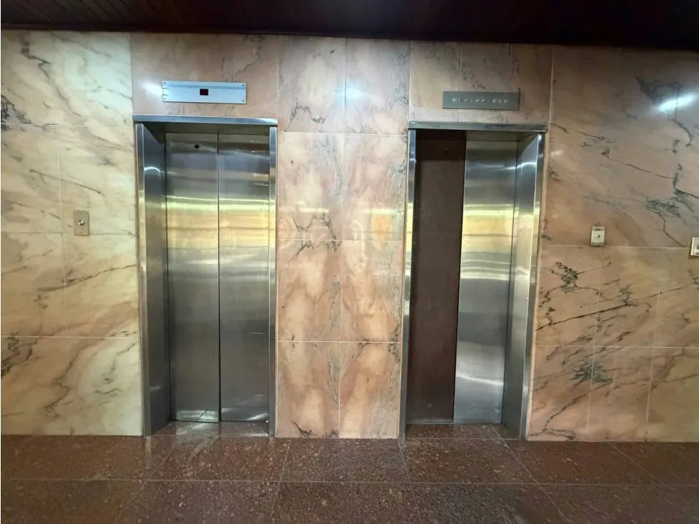 Edificio Residencial más casa En Venta - 4