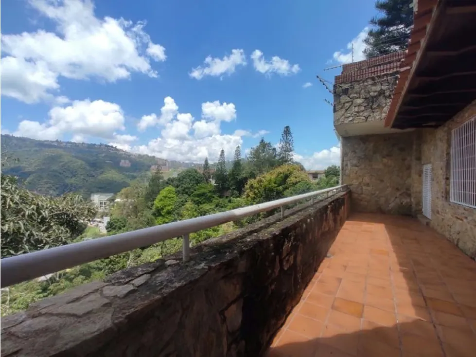 Se vende casa 380m2 parte alta Macaracuay 4402 - 13
