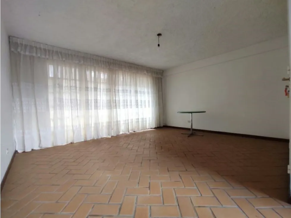 Se vende casa 380m2 parte alta Macaracuay 4402 - 6