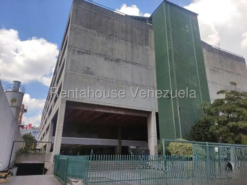Oficina en Alquiler en Los Ruices, Distrito Metropolitano