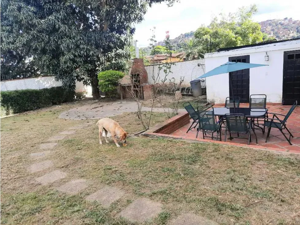 Vendo casa 390m2 Urb. Miranda 0071 - 21