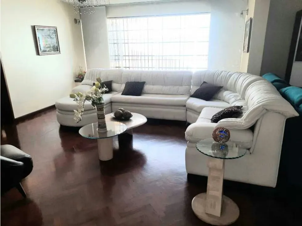 Vendo casa 390m2 Urb. Miranda 0071 - 10