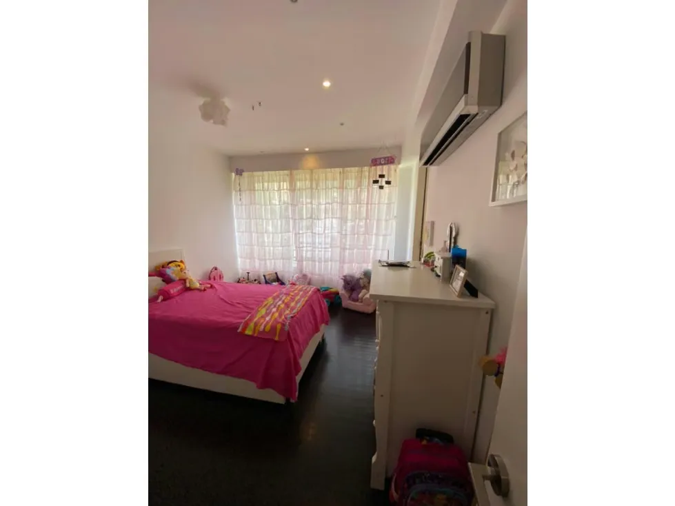 Se vende PH 540m2 Los Palos Grandes 7717 - 8
