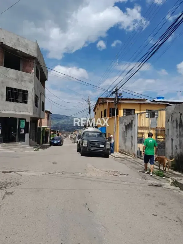 EN VENTA 2 Locales en 1 Ubicados a nivel de calle en Palo Gordo sector Las Tinajitas municipio Cardenas estado Tachira - 10