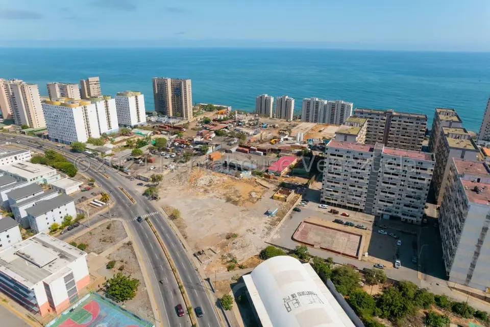 Terreno (Comercial) en Venta en Playa Grande, Vargas