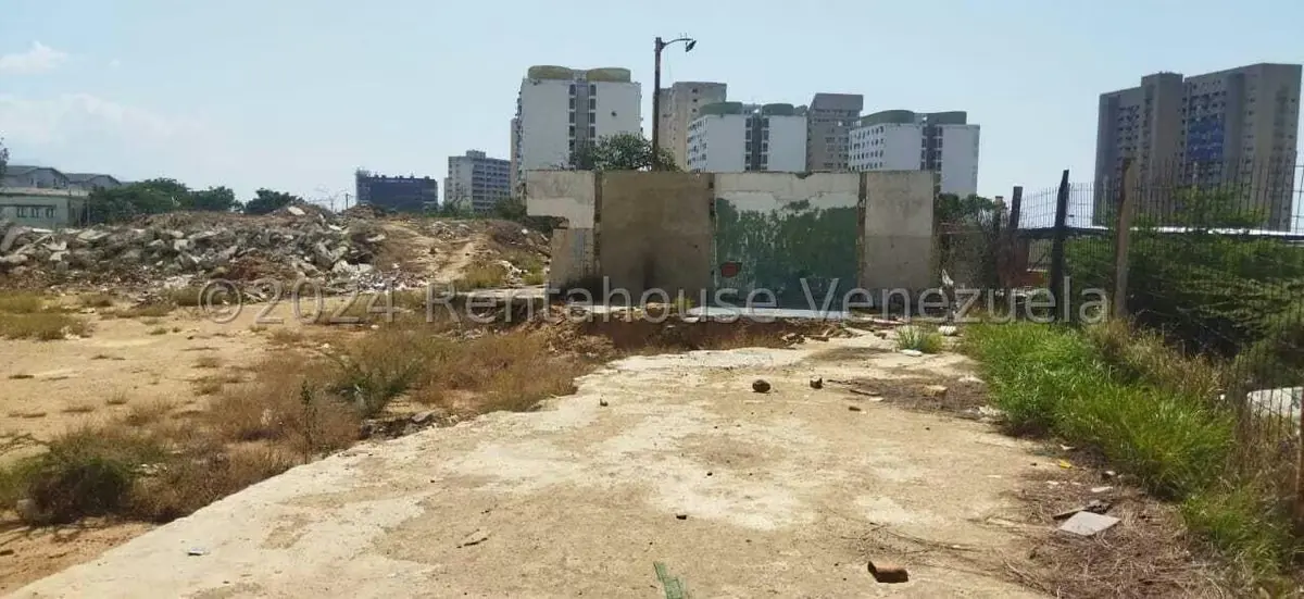 Terreno (Comercial) en Venta en Playa Grande, Vargas - 27