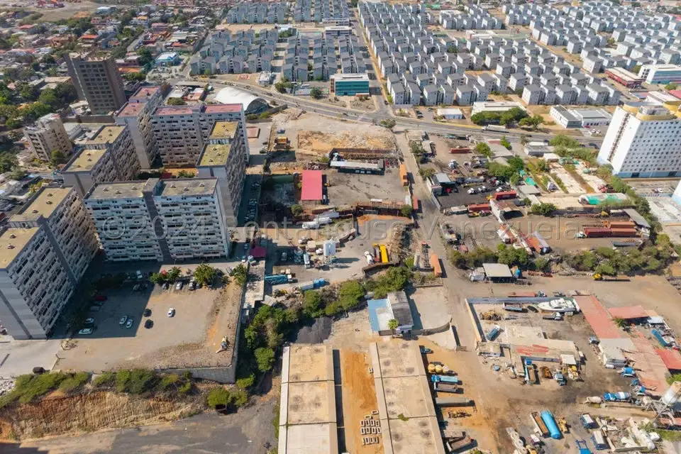 Terreno (Comercial) en Venta en Playa Grande, Vargas - 6