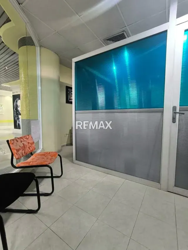 Alquiler de Local Comercial VALENCIA EL PARRAL - ¡Listo para tu emprendimiento! - 3