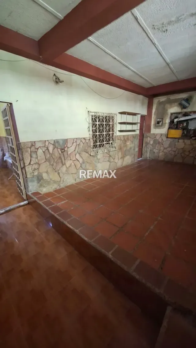 CASA EN VENTA | PETARE NORTE 1 (EJE LA URBINA) - 4