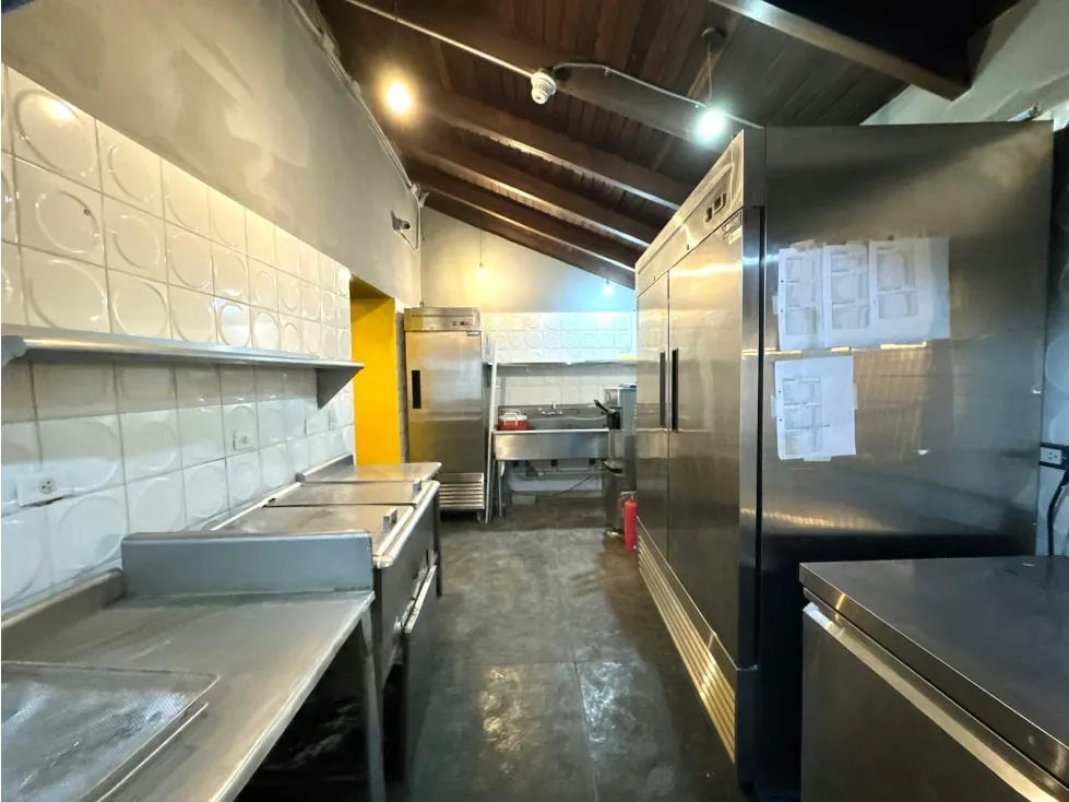 Alquiler de Restaurante Amoblado en Plaza El Hatillo Neg - 10